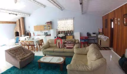 Casa com Piscina, 3 dormitórios à venda, 180 m² por R$ 851.000 - Villa Branca - Jacareí/SP