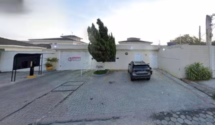 Sobrado com 4 dormitórios à venda, 176 m² por R$ 890.000,00 - Jardim Santa Maria - Jacareí/SP
