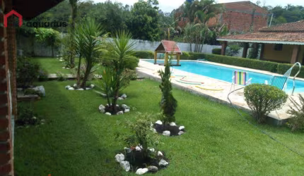 Casa com 4 dormitórios à venda, 650 m² por R$ 1.000.000,00 - Recanto das Águas - Igaratá/SP