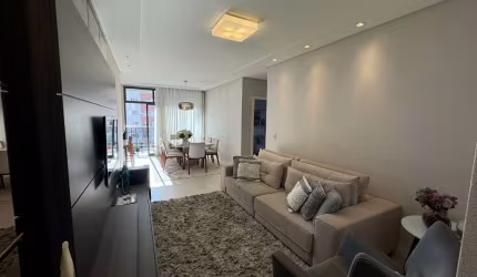 Apartamento amplo à venda com 2 suítes, Centro - Itajaí