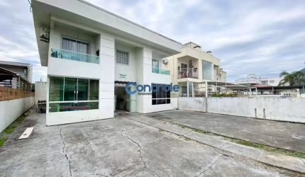 Apartamento de 2 quartos mobiliado no Bairro Alto Aririu - Palhoça