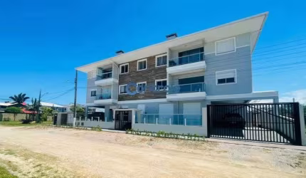 E-WE/Apartamento c/ 02 dormitórios a 100 metros (Praia da Pinheira), Palhoça/SC.
