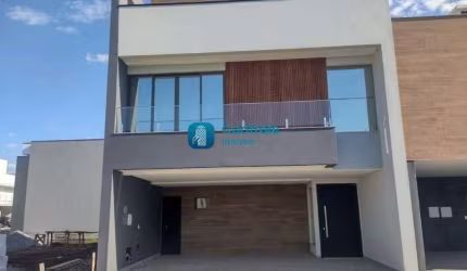 Casa em condominio fechado com 03 dormitórios no bairro Deltaville, em Biguaçu.