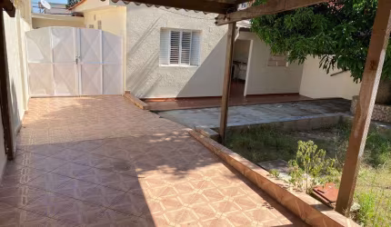Casa para Venda em Sorocaba, Jardim Gonçalves, 3 dormitórios, 1 suíte, 2 banheiros, 7 vagas