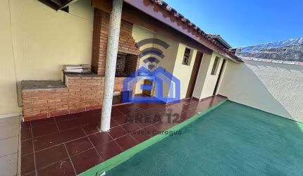 Casa à venda no bairro Getuba - 3 Dormitórios, sendo 1 suíte, Sala, Cozinha, Banheiro e 04 Vagas de