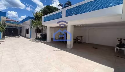 Casa frente mar à venda no bairro do Porto Novo em Caraguatatuba, SP - Conforto e qualidade de vida