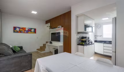 'Casa Confortável e Segura em Condomínio Fechado'