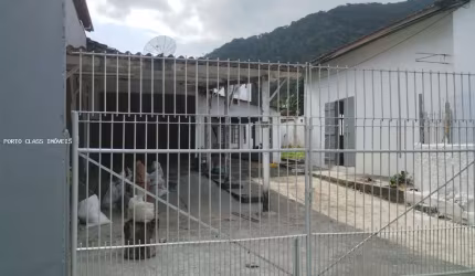 Sobrado para Venda em Caraguatatuba, Centro, 3 dormitórios, 1 suíte, 3 banheiros, 8 vagas