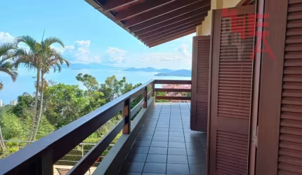 Casa à venda no bairro Centro - Florianópolis/SC