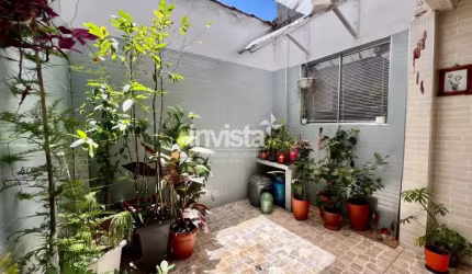 Apartamento de 2 dormitórios, no 1 andar, Campo Grande, com quintal!