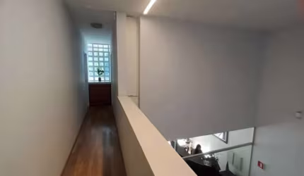 Excelente sobrado comercial para locação.: imóvel dispõe de: 250m² de área,