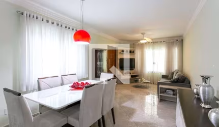 Casa à Venda - Vila Carrão, 3 Quartos,  120 m2