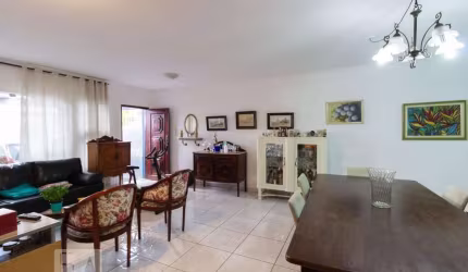 Casa à Venda - Santana, 4 Quartos,  140 m2