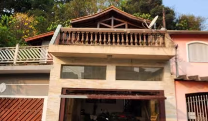 Casa á venda 3 dormitórios 2 vagas na Vila Sônia