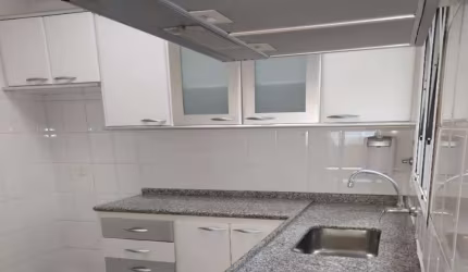 Casa à venda na Vila Bertioga com 102m² 3 dormitórios 1 suíte 3 banheiros 2 vagas
