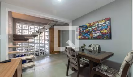 Casa à Venda - Bosque da Saúde, 2 Quartos,  117 m2