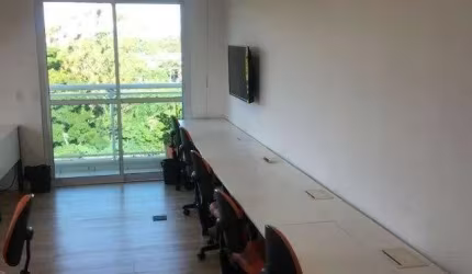 Conj. Comercial para Locação em Santo Amaro com 40m²