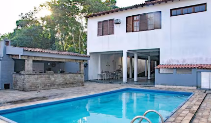 Maravilhosa casa de ALTO PADRÃO  à venda, 428 m² por R$ 1.685.000 - Jardim Belvedere - Volta Redonda/RJ