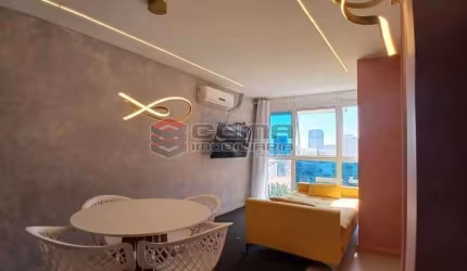 Apartamento com 1 quarto para alugar na Avenida Treze de Maio, Centro, Rio de Janeiro, 48 m2 por R$ 3.500