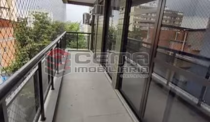 Apartamento com 3 quartos à venda na Rua Zamenhof, Estácio, Rio de Janeiro, 127 m2 por R$ 470.000