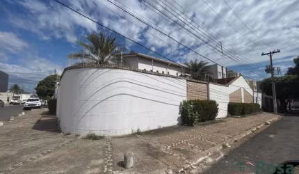 Casa Sobrado para venda com 3 suítes, piscina e Churrasqueira - CA4990