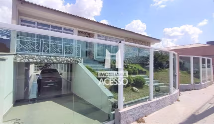 Sobrado com 6 dormitórios à venda, 370 m² por R$ 1.980.000,00 - Vila Operária - Campo Largo/PR