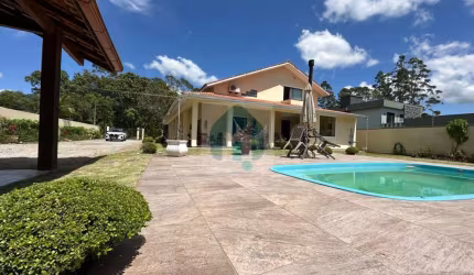 Casa Alto Padrão, venda, 4 dormitórios, 3 suítes, 2 master, Santo Amaro/SC - CA480-1028