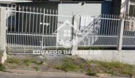 Ref:2888. 1 dormitório, 2 vagas na garagem. Ótima localização. Excelente oportunidade!
