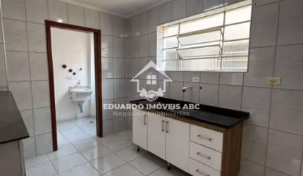 REF 8576 - Apartamento para locação no Baeta Neves - 2 Dorm, sala, cozinha, banheiro e sem vaga de garagem.