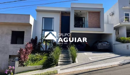 Casa em condomínio fechado com 3 quartos à venda na Rua João Previtalle, 2810, Santa Cruz, Valinhos, 240 m2 por R$ 2.230.000