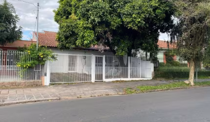 Casa com 2 quartos à venda na Rua Sargento Nicolau Dias de Farias, 416, Tristeza, Porto Alegre por R$ 1.060.000