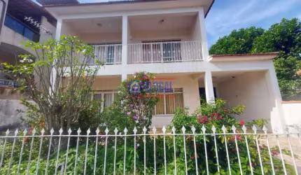 Casa com 4 quartos à venda na Rua Adelaide Bezerra, Centro, Maricá, 230 m2 por R$ 1.250.000