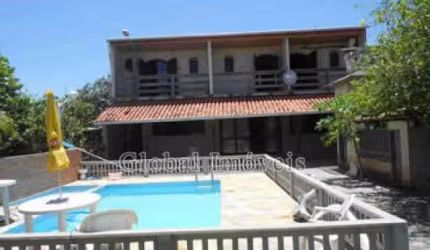 Casa com 4 quartos à venda na Rua Cento e Vinte, Cordeirinho, Maricá, 300 m2 por R$ 650.000