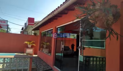 Casa com 5 quartos à venda na Rua Antônio Vieira Sobrinho, Centro, Maricá, 268 m2 por R$ 750.000
