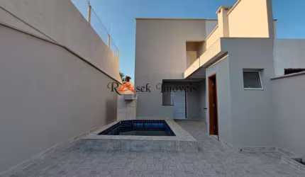 Sobrado com 3 quartos, Vila Loty, Itanhaém - R$ 445 mil, Cod: 1621