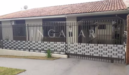 Casa para Venda em Maringá, Parque Residencial Tuiuti, 3 dormitórios, 1 suíte, 1 banheiro, 2 vagas