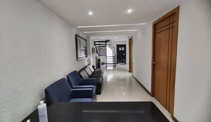Ponto comercial com 5 salas à venda na Rua Maria Calmon, Méier, Rio de Janeiro, 204 m2 por R$ 800.000