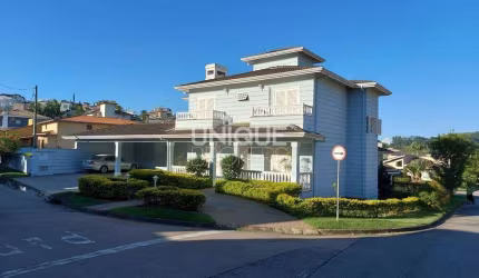 Casa de Condomínio com 3 quartos, Parque das Laranjeiras - Itatiba