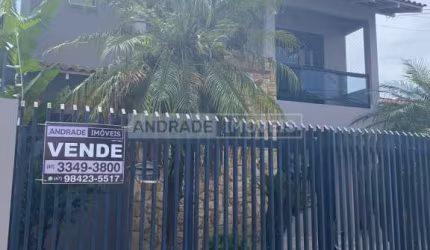 LINDA CASA DE DOIS PISO  NO SÃO JOÃO-