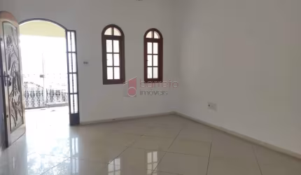 CASA PARA VENDA NO BAIRRO VILA HORTOLÂNDIA, JUNDIAÍ/SP.