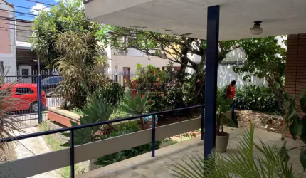 CASA COMERCIAL PARA VENDA OU LOCAÇÃO NA REGIÃO CENTRAL DE JUNDIAÍ/SP