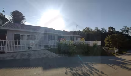 CASA DE 150M² COM 3 DORMITÓRIO E PISCINA EM ÁREA RURAL
