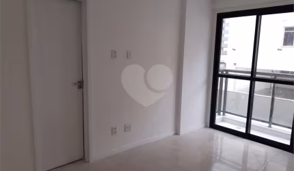 Apartamento com 2 quartos à venda em Tijuca - RJ