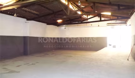 GALPÃO PARA LOCAÇÃO SOCORRO EXCELENTE LOCALIZAÇÃO 620M2 EM 1000M2 TERRENO