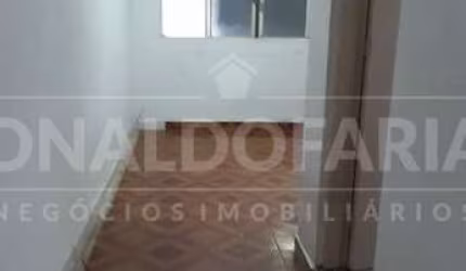CASA TÉRREA COM 2 DORM. NO JD. DAS IMBUIAS PRÓXIMO A UNISA
