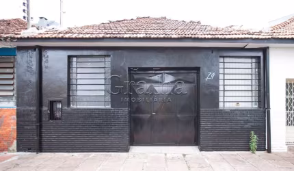 Barracão / Galpão / Depósito com 1 sala à venda na Rua Dona Cecília, 79, Medianeira, Porto Alegre por R$ 480.000
