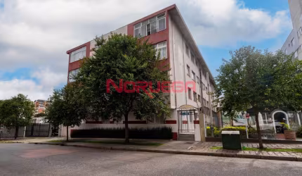 Apartamento de 3 quartos na Mercês, Curitiba-PR: venda ou locação com 83,94 m² e vaga de garagem!