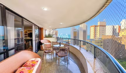 Apartamento com 4 suítes no Meireles
