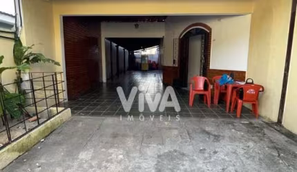 Casa  com 4 quartos na Cidade dos Funcionários