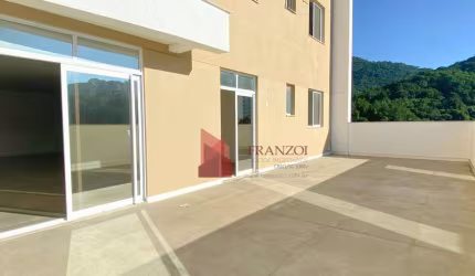 LOCAÇÃO: Apartamento diferenciado no bairro Fazenda